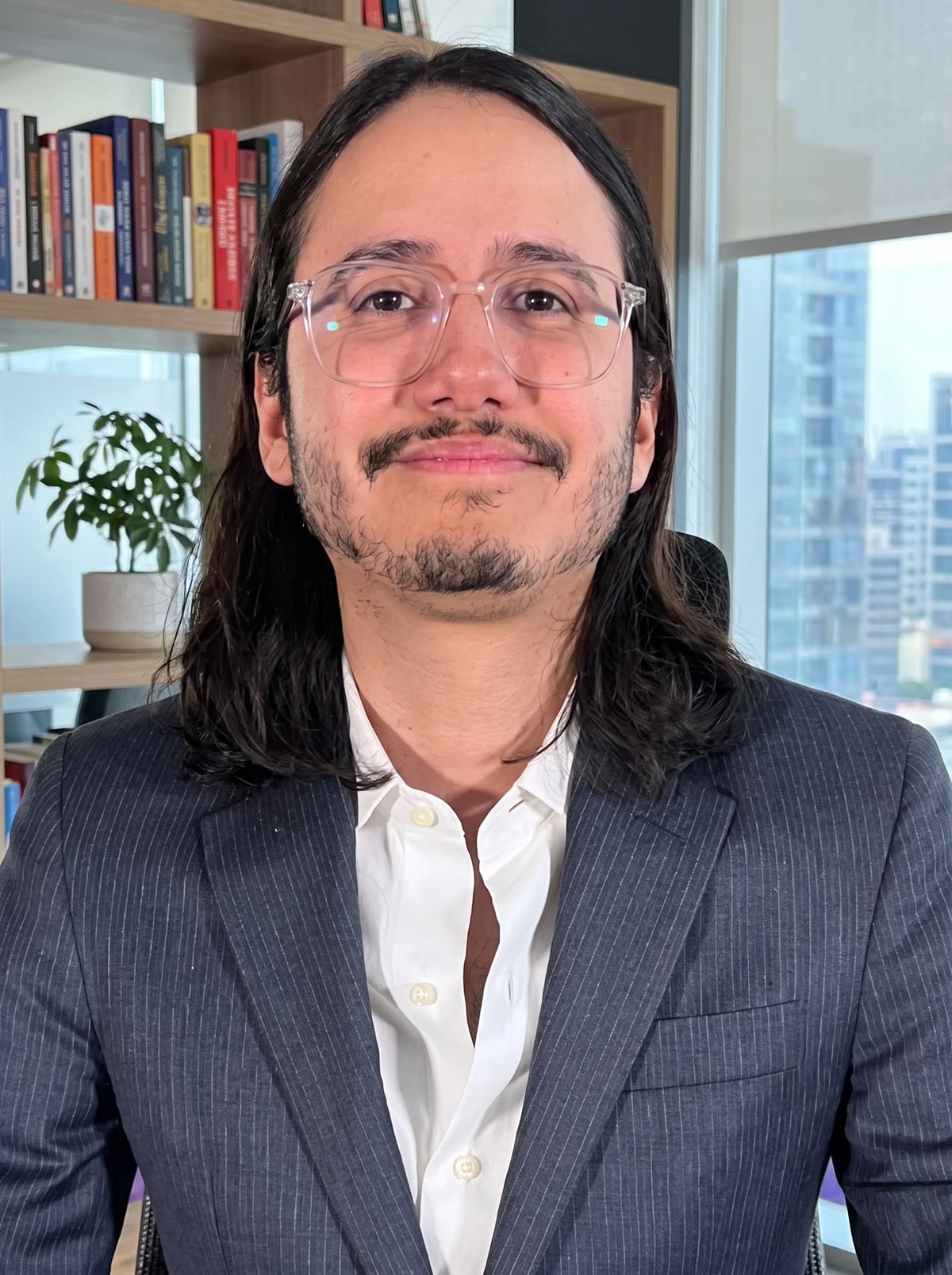 Portrait of Héctor Rincón